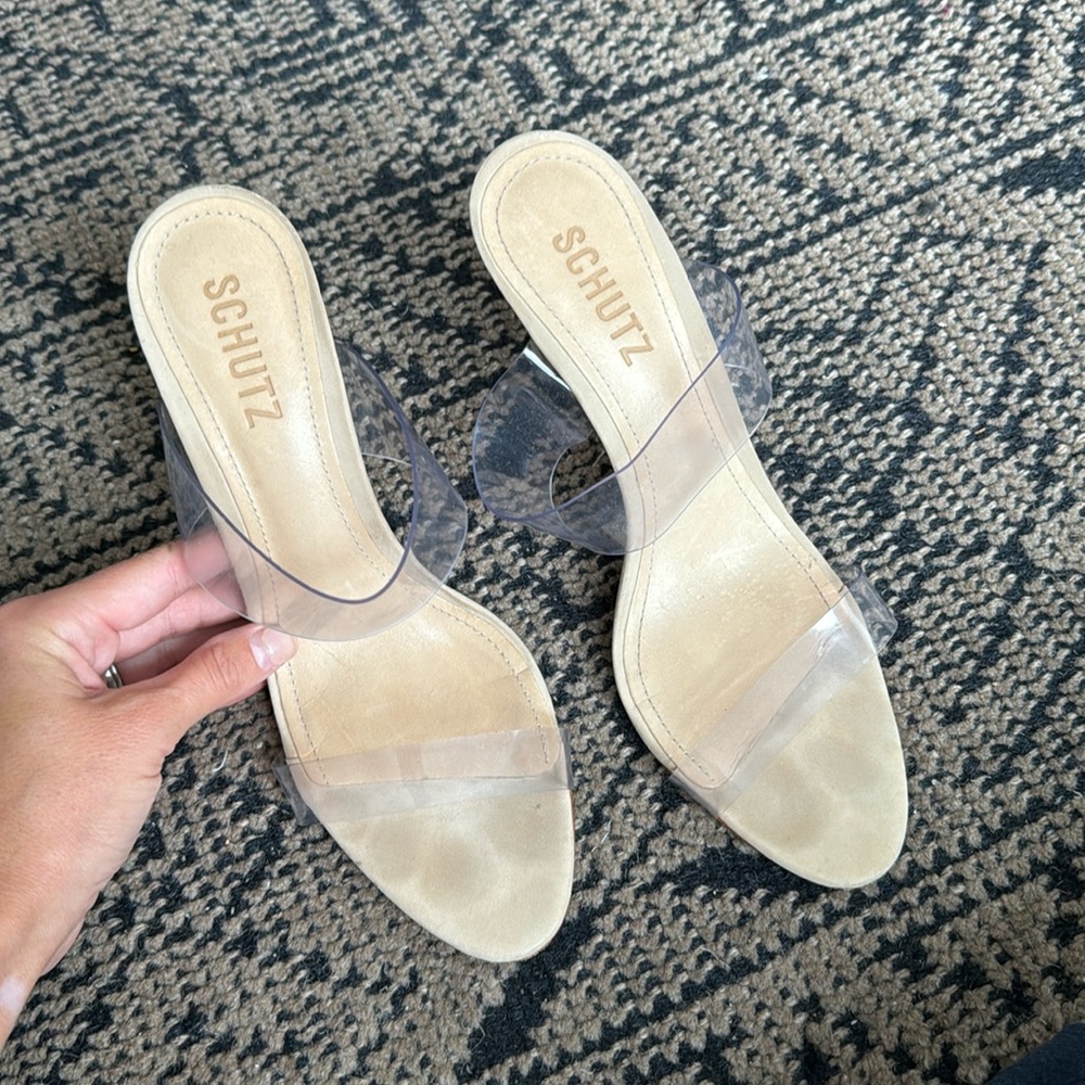 Ariella Sandal size 7.5